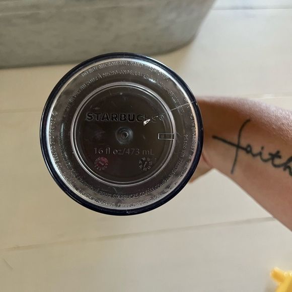 Starbucks Black & Gold 16 oz. Insulated Tumbler - Picture 7 of 7